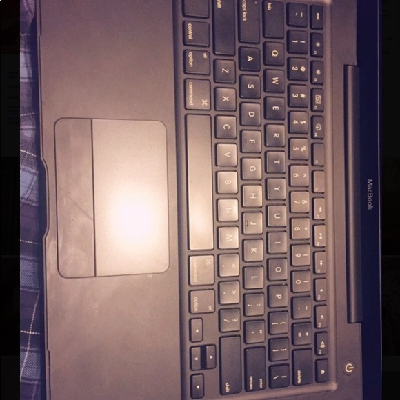 MacBook Intel core 2 Duo 2.20 GHz - Picture 4 of 5